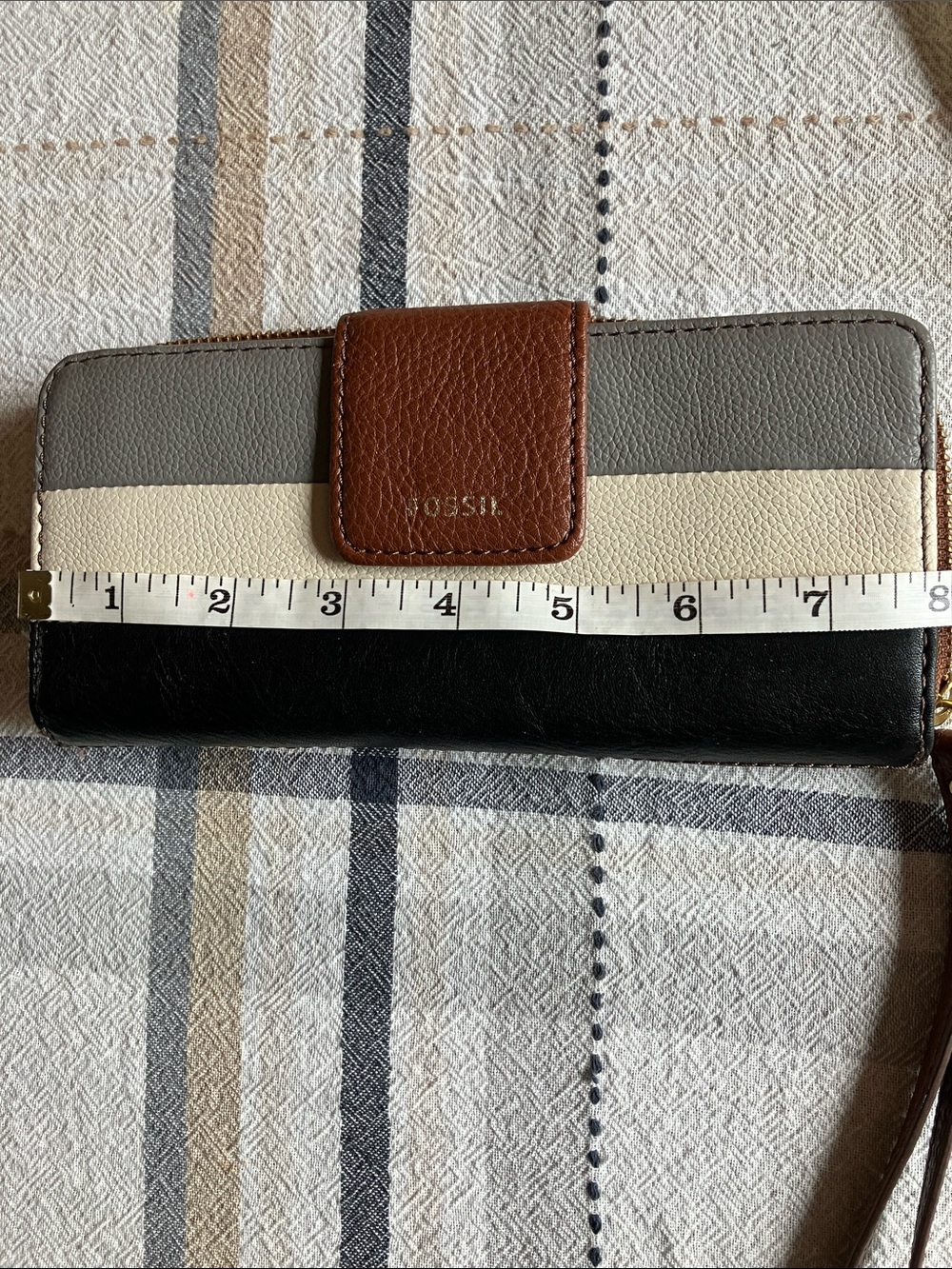 Fossil Colorblock Leather Continental Wallet - Black/Gray/Cream with Brown Tab
